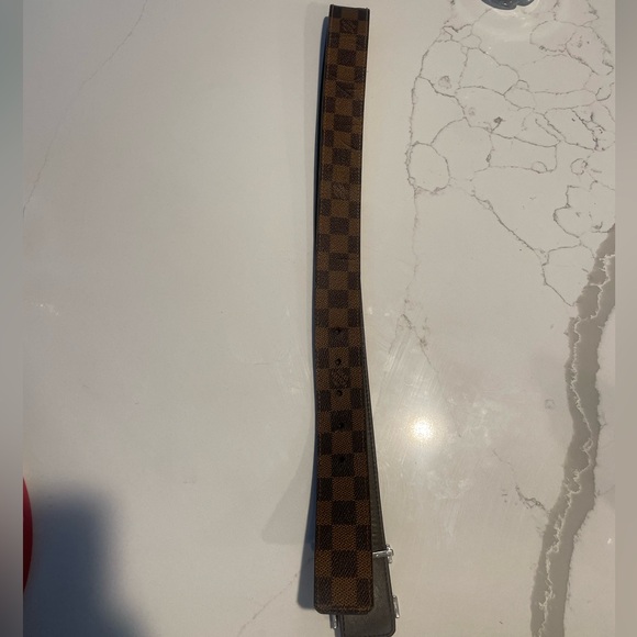 Louis Vuitton LV Marble 40MM Reversible Belt - Picture 2 of 3